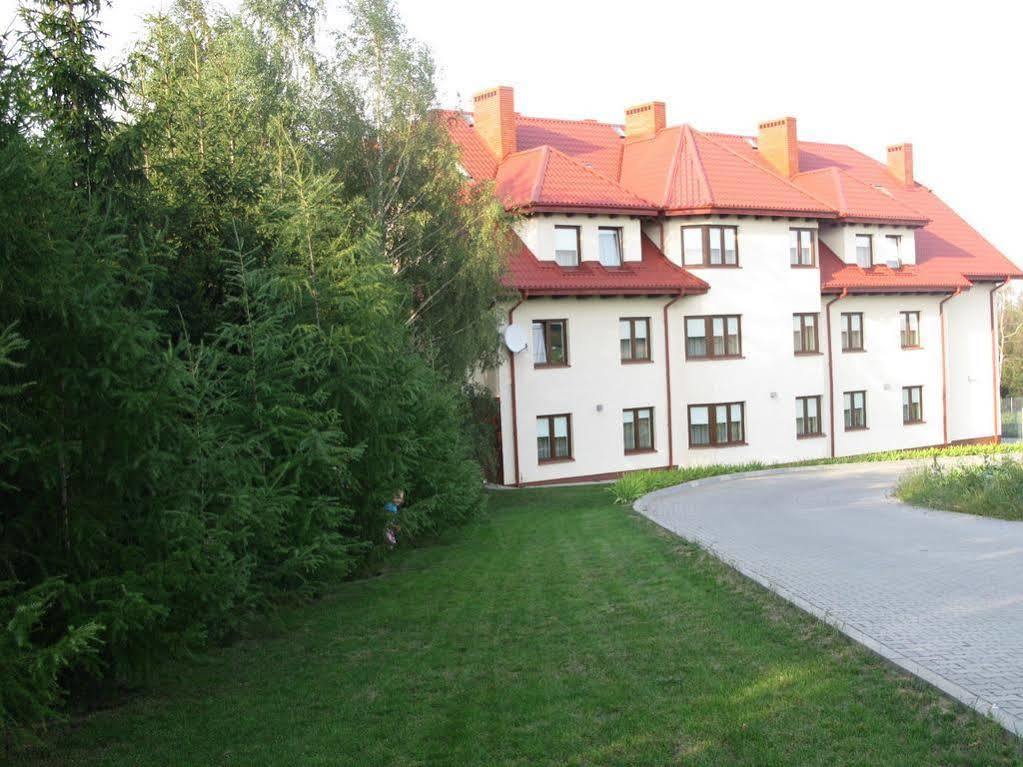 Hotel Panorama Ostrowiec Świętokrzyski エクステリア 写真